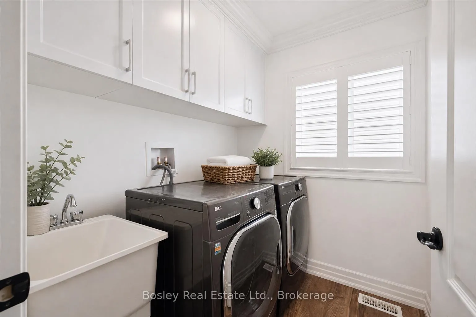 Photo 28 of 16 Robbins Ridge, Brant, Paris — HOMEH