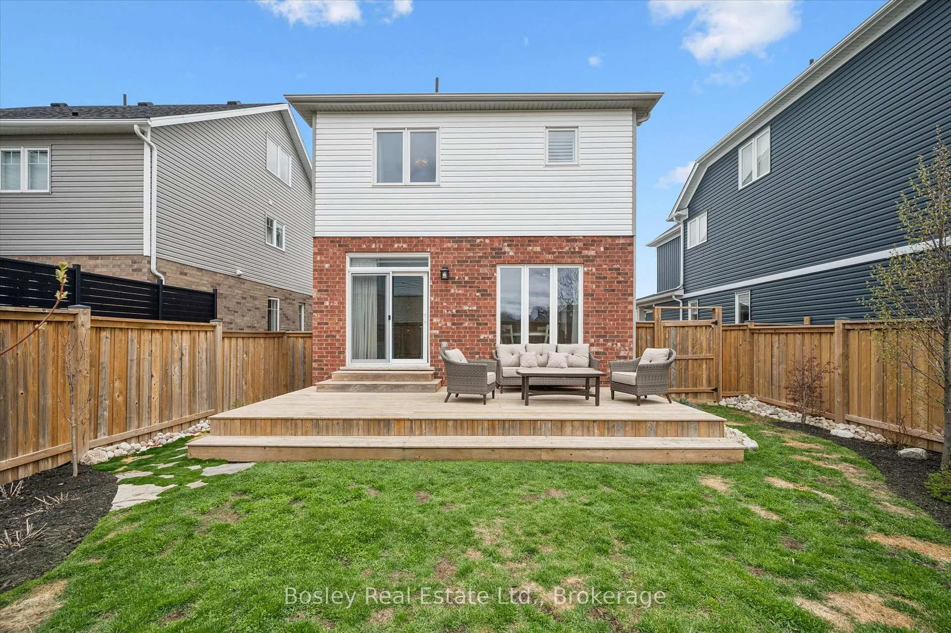 Photo 36 of 16 Robbins Ridge, Brant, Paris — HOMEH