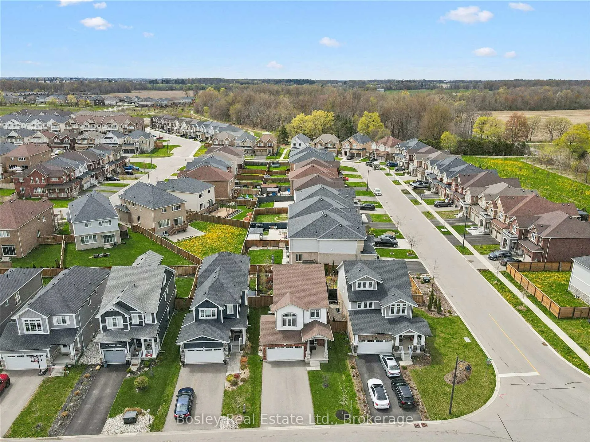 Photo 37 of 16 Robbins Ridge, Brant, Paris — HOMEH