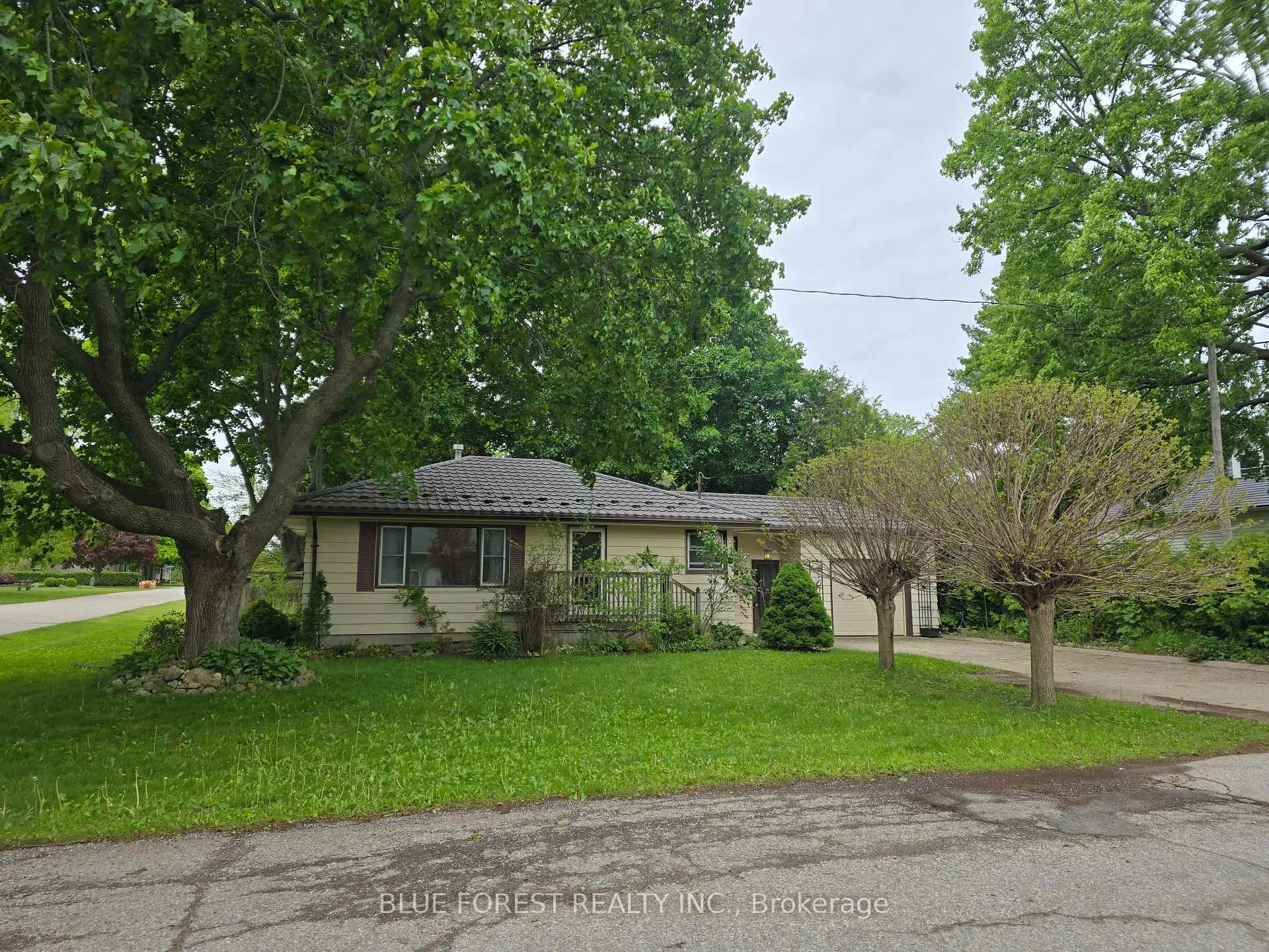 Photo 1 of 234 Flora Street, West Elgin, Rodney — HOMEH