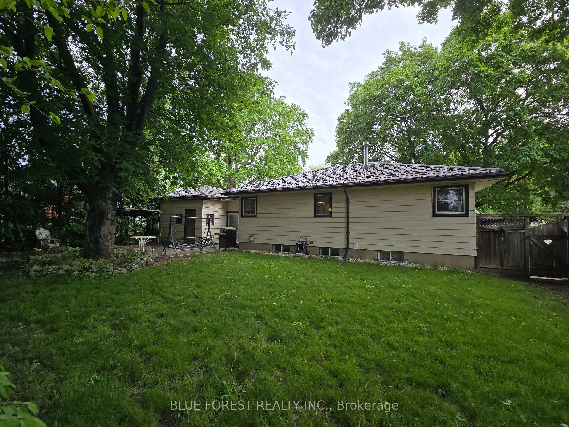 Photo 7 of 234 Flora Street, West Elgin, Rodney — HOMEH