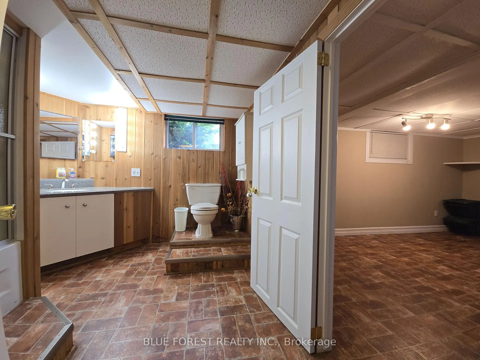 Photo 29 of 234 Flora Street, West Elgin, Rodney — HOMEH