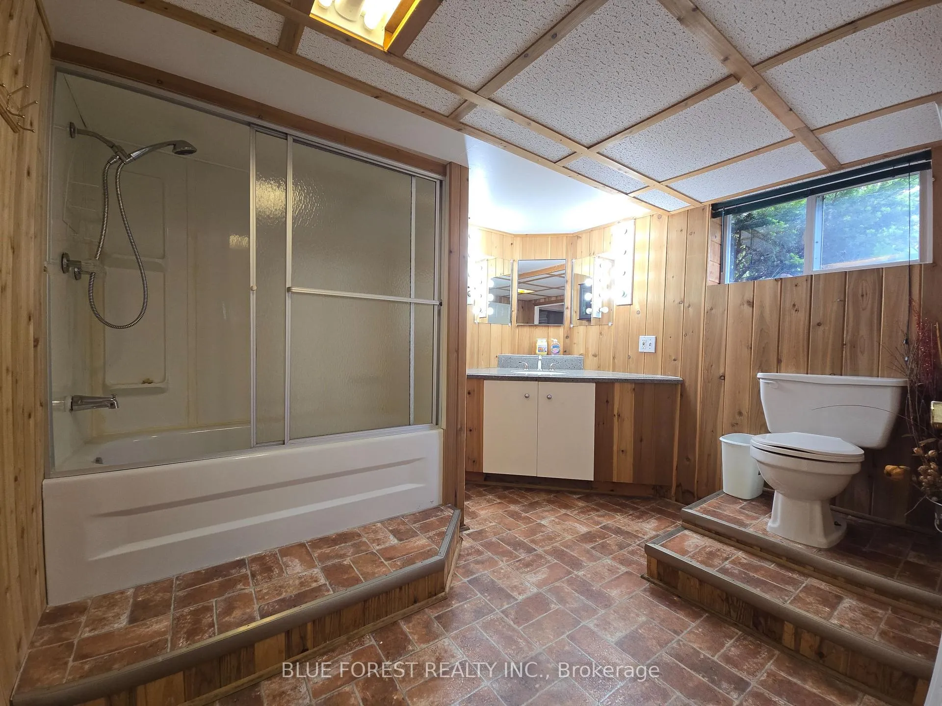 Photo 30 of 234 Flora Street, West Elgin, Rodney — HOMEH