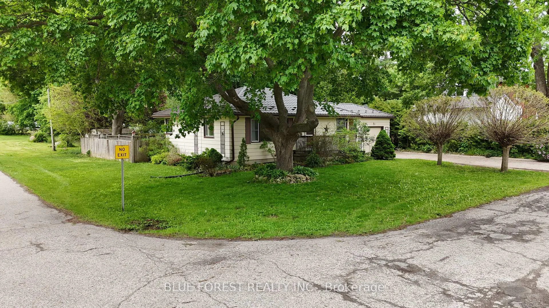 Photo 33 of 234 Flora Street, West Elgin, Rodney — HOMEH