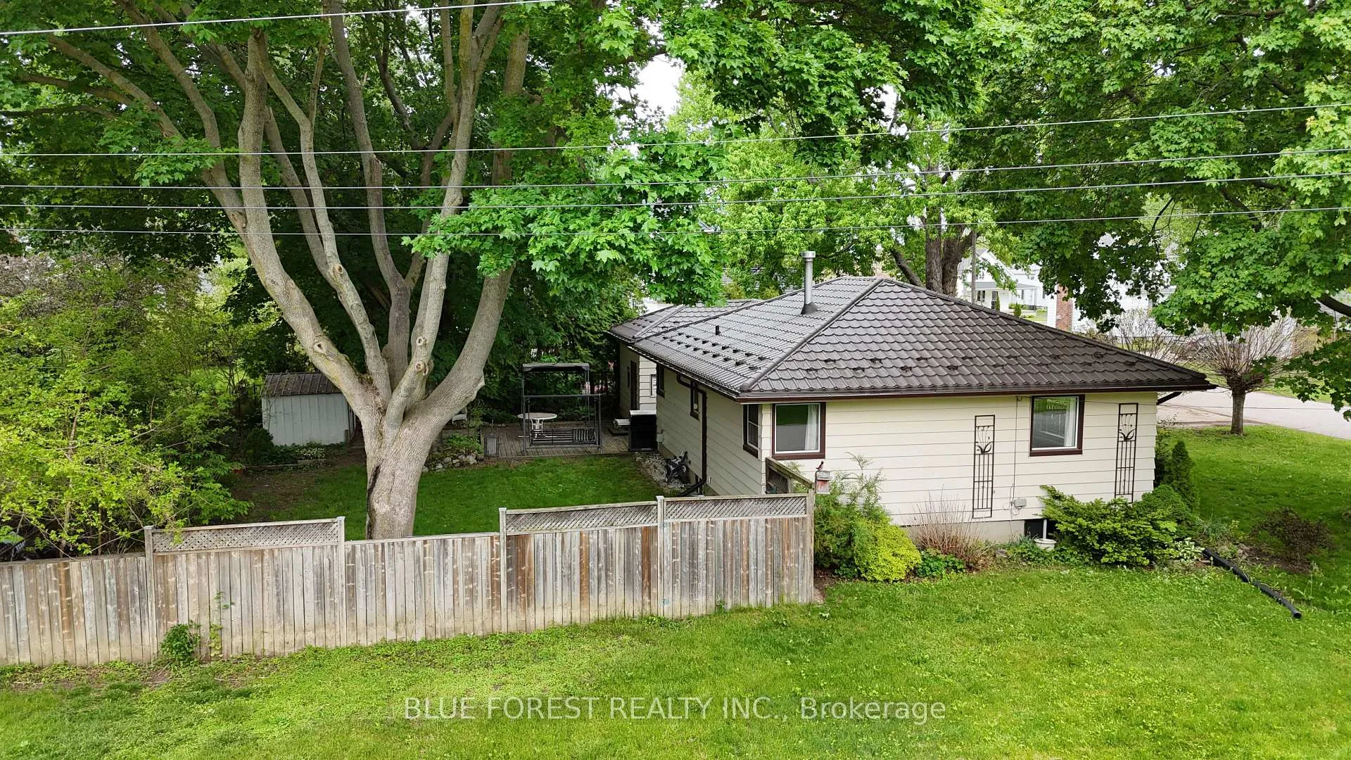Photo 34 of 234 Flora Street, West Elgin, Rodney — HOMEH