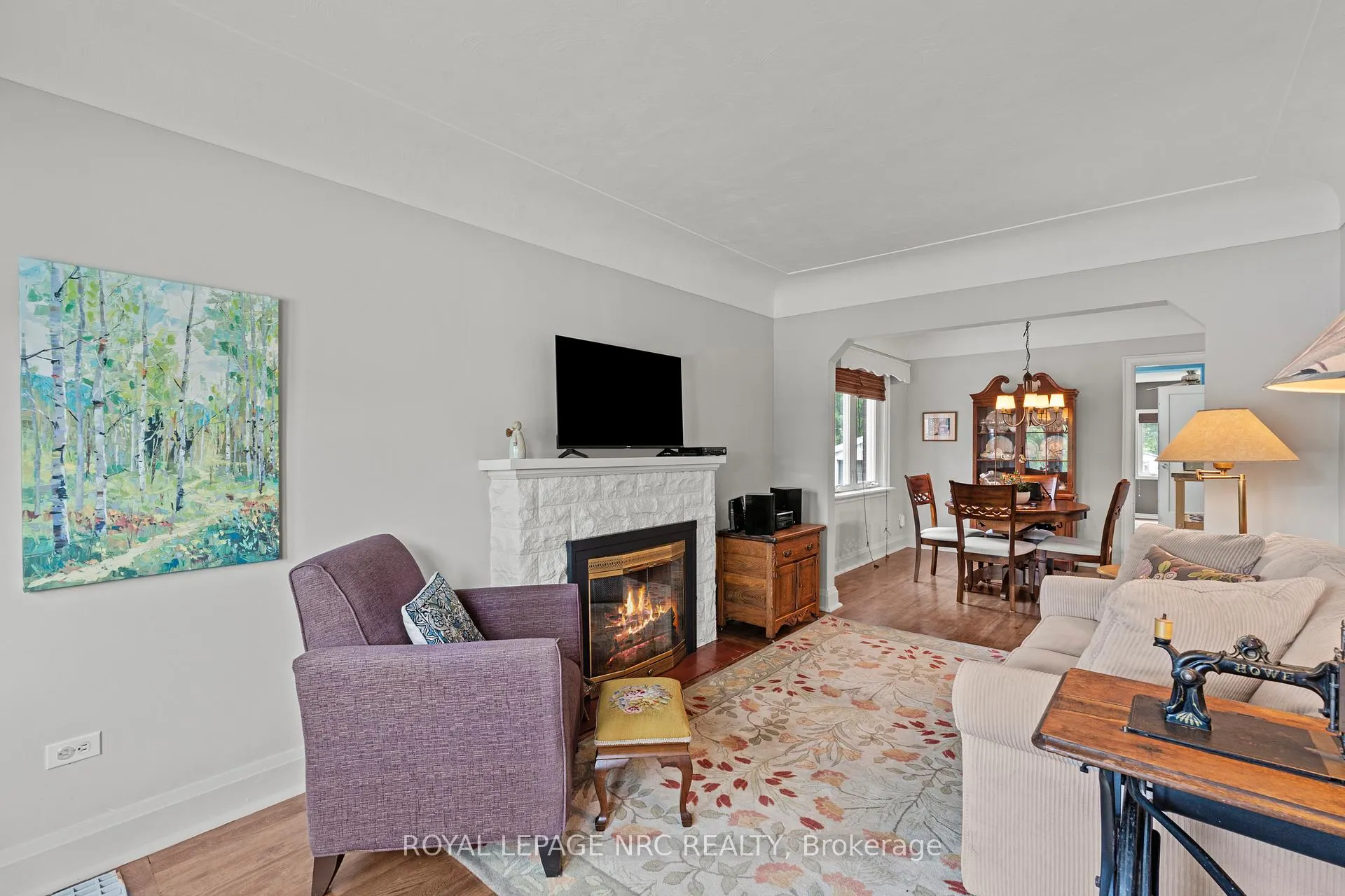 Photo 4 of 81 Belvidere Avenue, Hamilton, Centremount — HOMEH