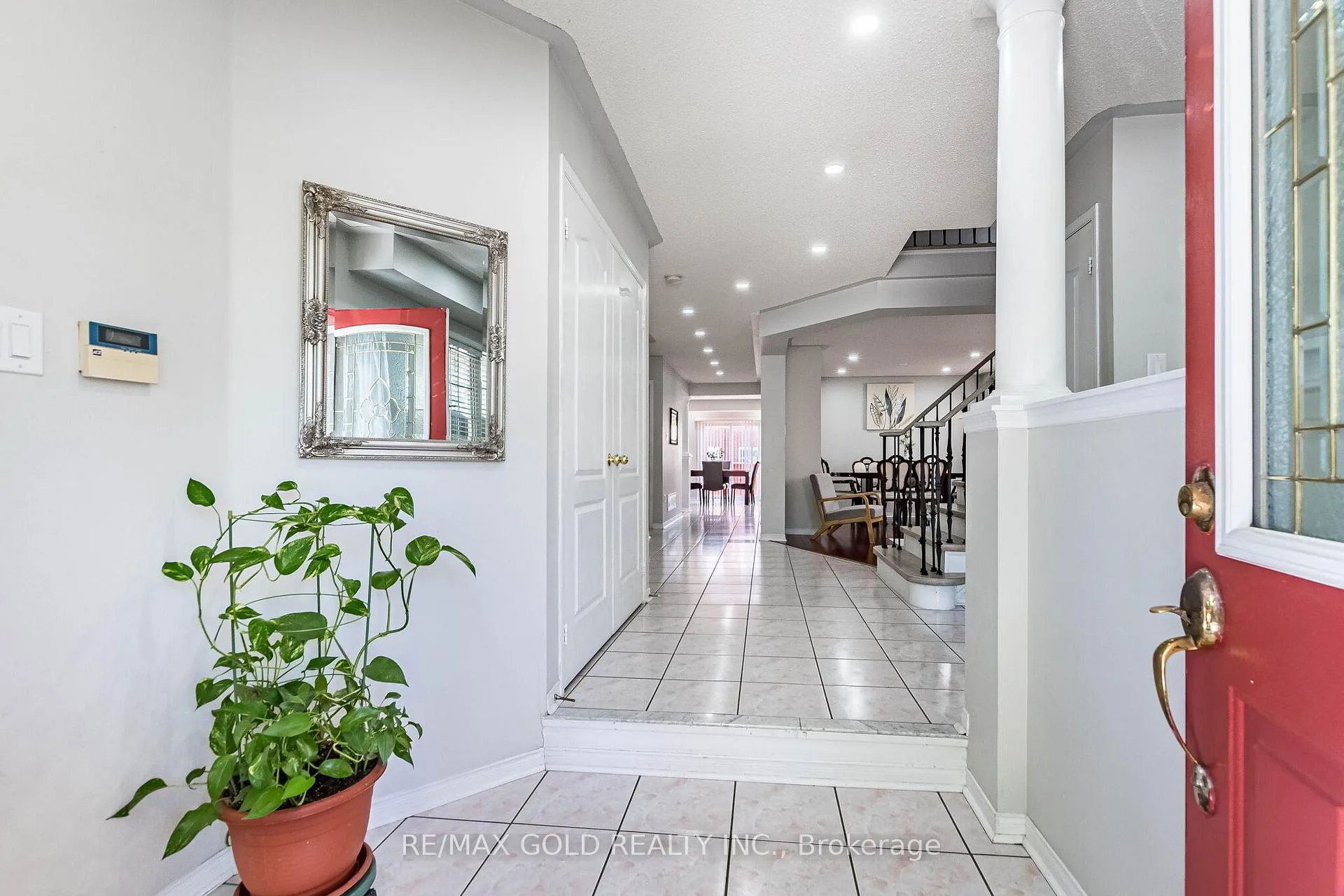 Photo 5 of 96 Brisdale Drive, Brampton, Fletcher's Meadow — HOMEH