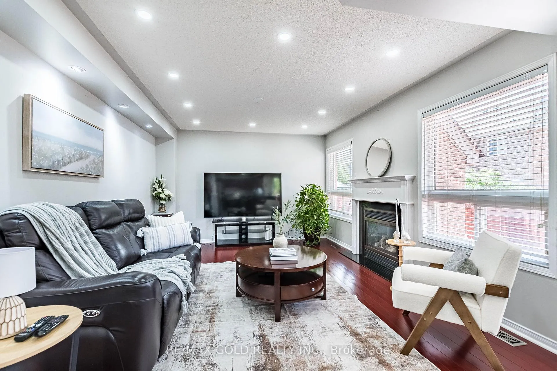 Photo 17 of 96 Brisdale Drive, Brampton, Fletcher's Meadow — HOMEH