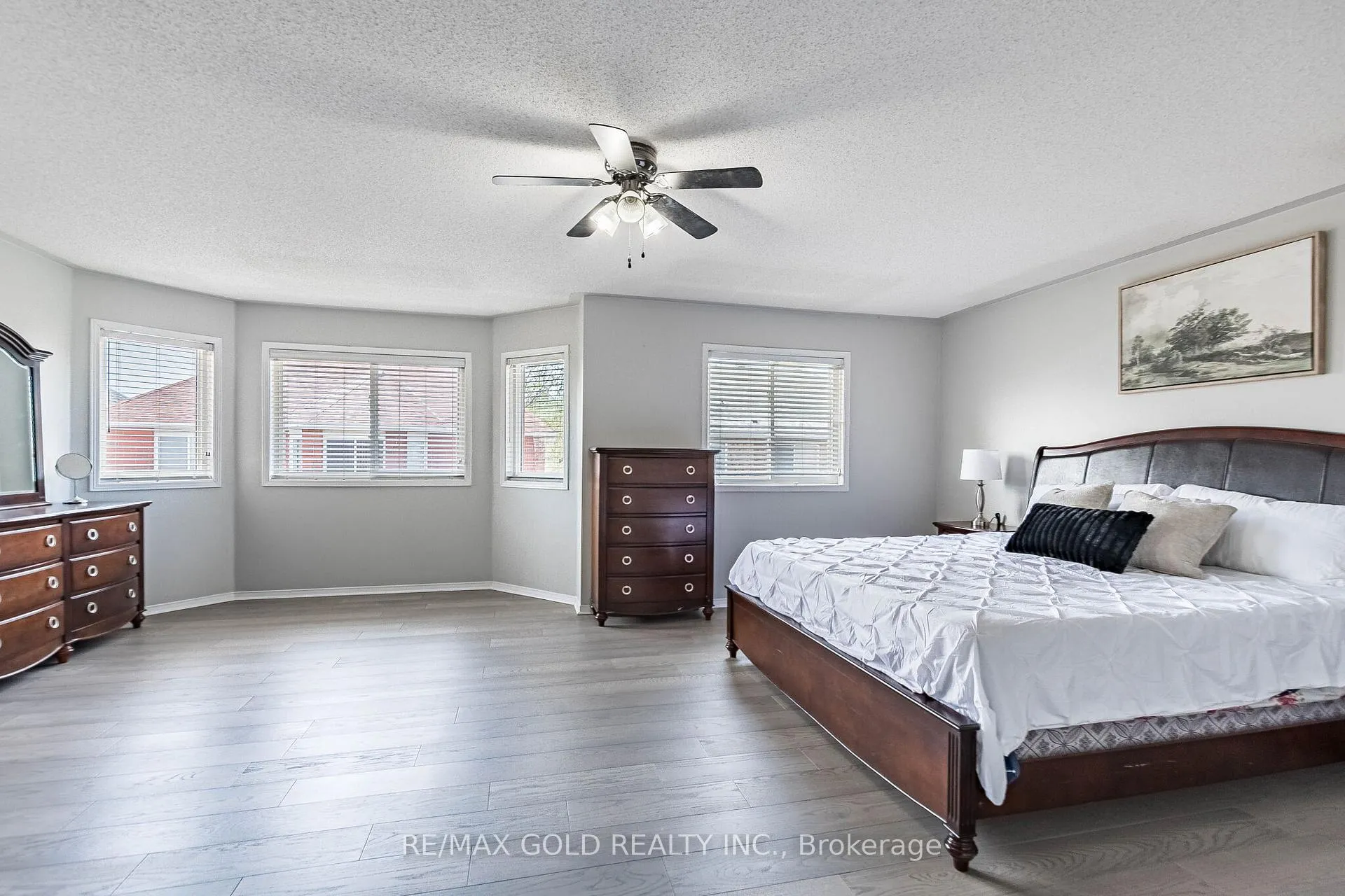 Photo 25 of 96 Brisdale Drive, Brampton, Fletcher's Meadow — HOMEH