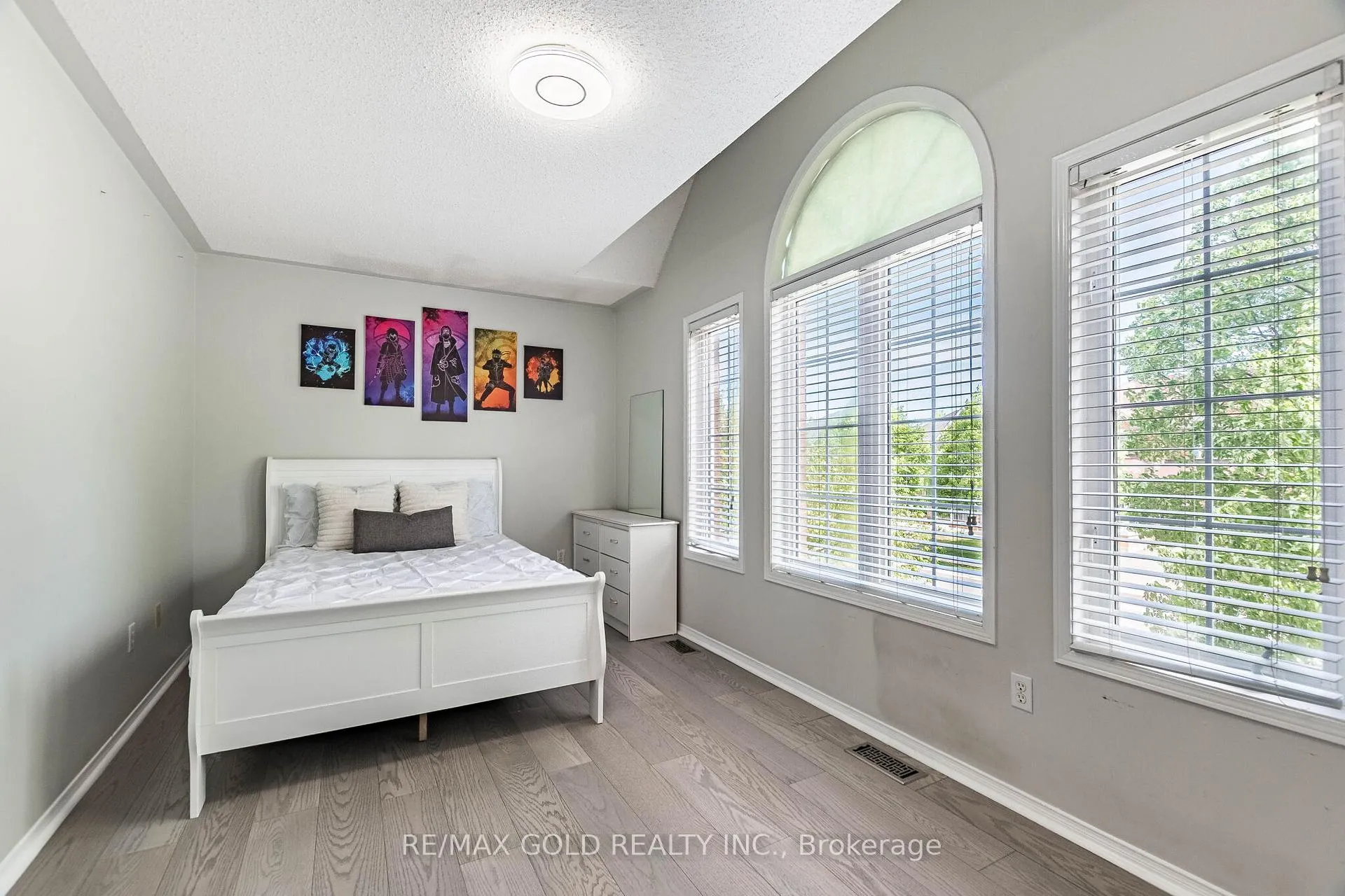 Photo 30 of 96 Brisdale Drive, Brampton, Fletcher's Meadow — HOMEH