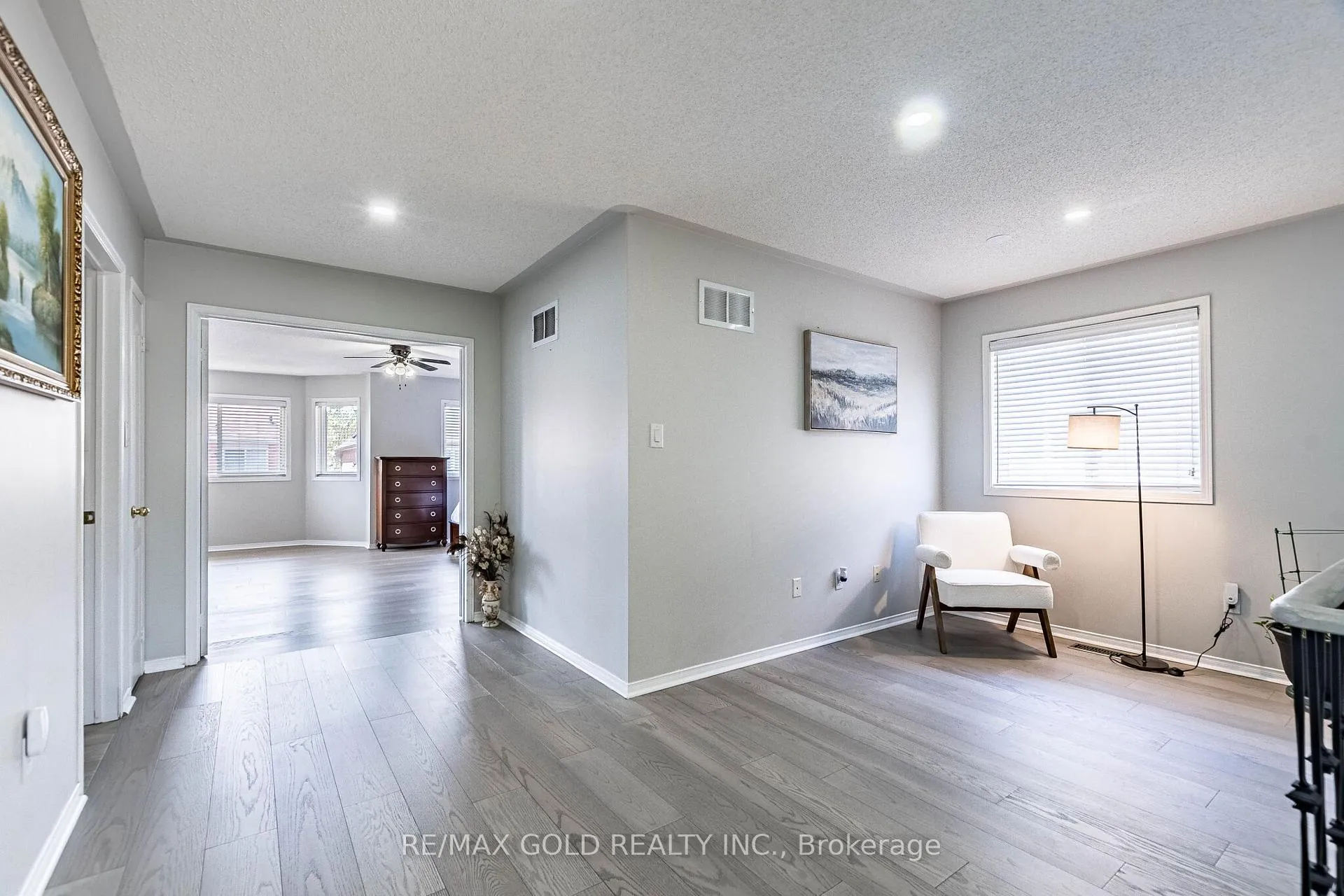 Photo 35 of 96 Brisdale Drive, Brampton, Fletcher's Meadow — HOMEH