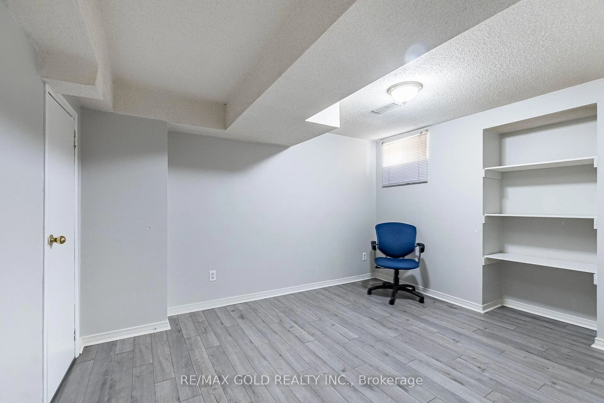 Photo 44 of 96 Brisdale Drive, Brampton, Fletcher's Meadow — HOMEH