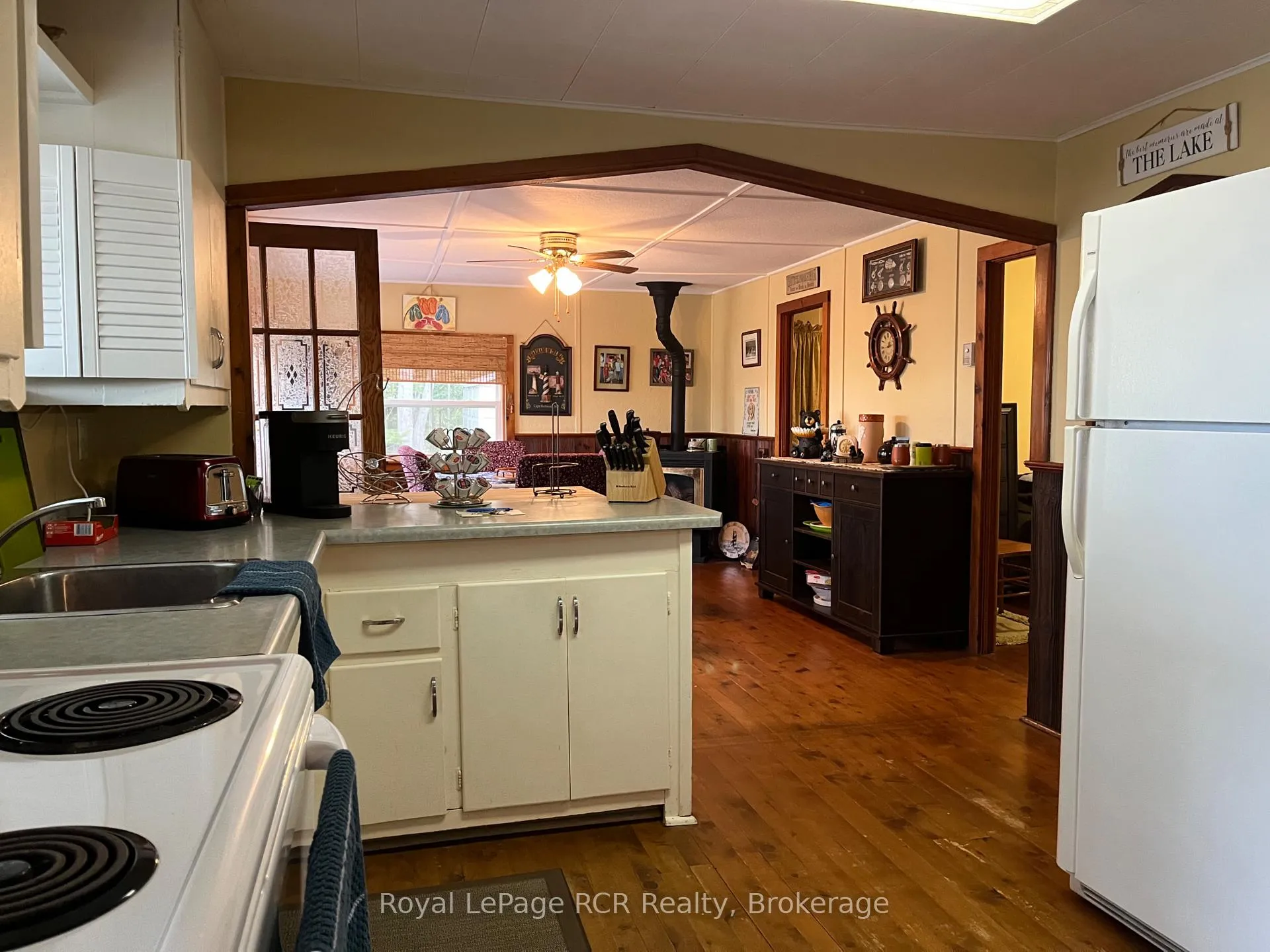 Photo 11 of 1371 2nd Avenue, Native Leased Lands — HOMEH