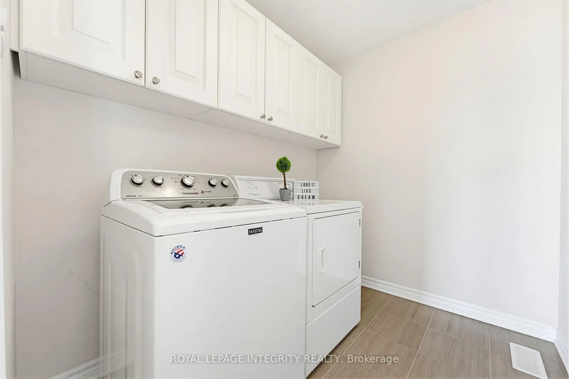 Photo 28 of 730 Jerome Jodoin Drive, Ottawa, Avalon West — HOMEH