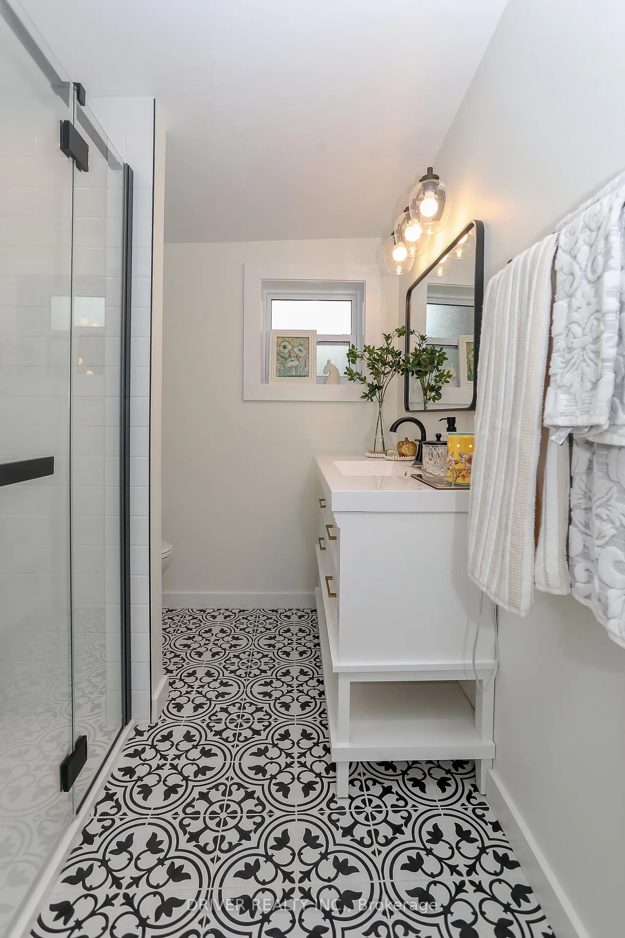 Photo 15 of 195 Main Street, West Elgin, West Lorne — HOMEH