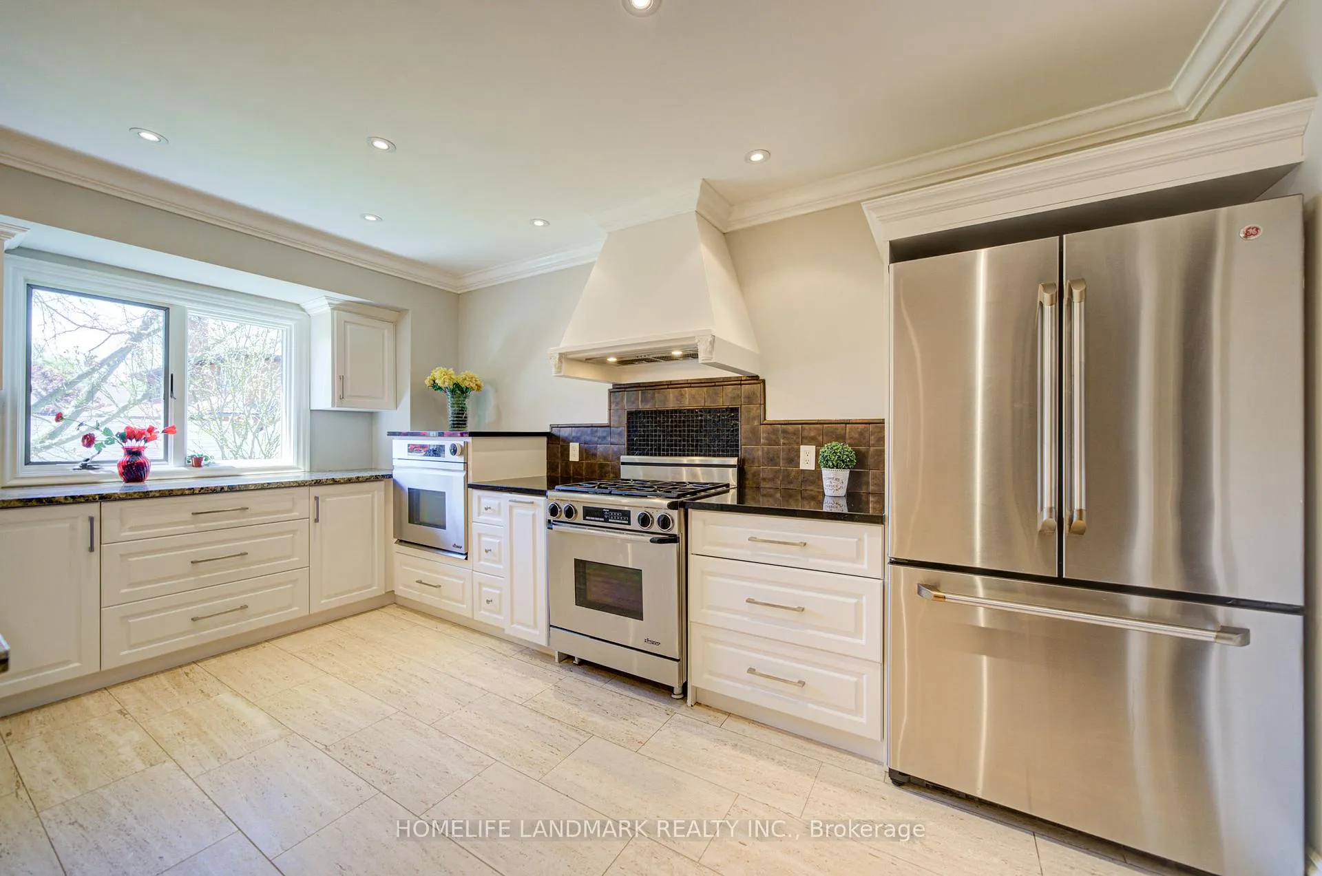 Photo 22 of 38 Balfour Drive, Hamilton, Westcliffe — HOMEH