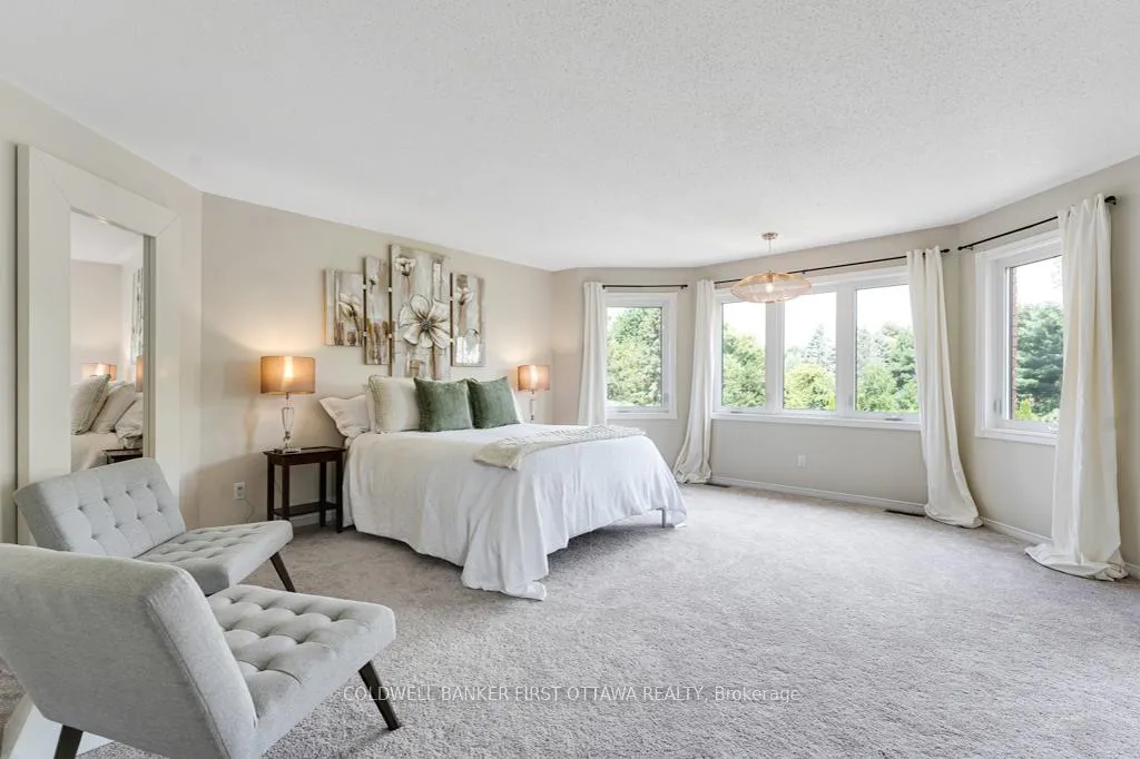 Photo 22 of 5525 Pettapiece Crescent, Ottawa, Manotick Village & Manotick Estates — HOMEH