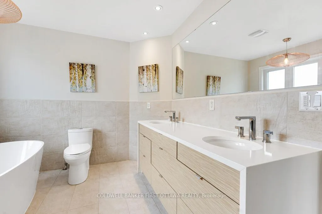Photo 25 of 5525 Pettapiece Crescent, Ottawa, Manotick Village & Manotick Estates — HOMEH