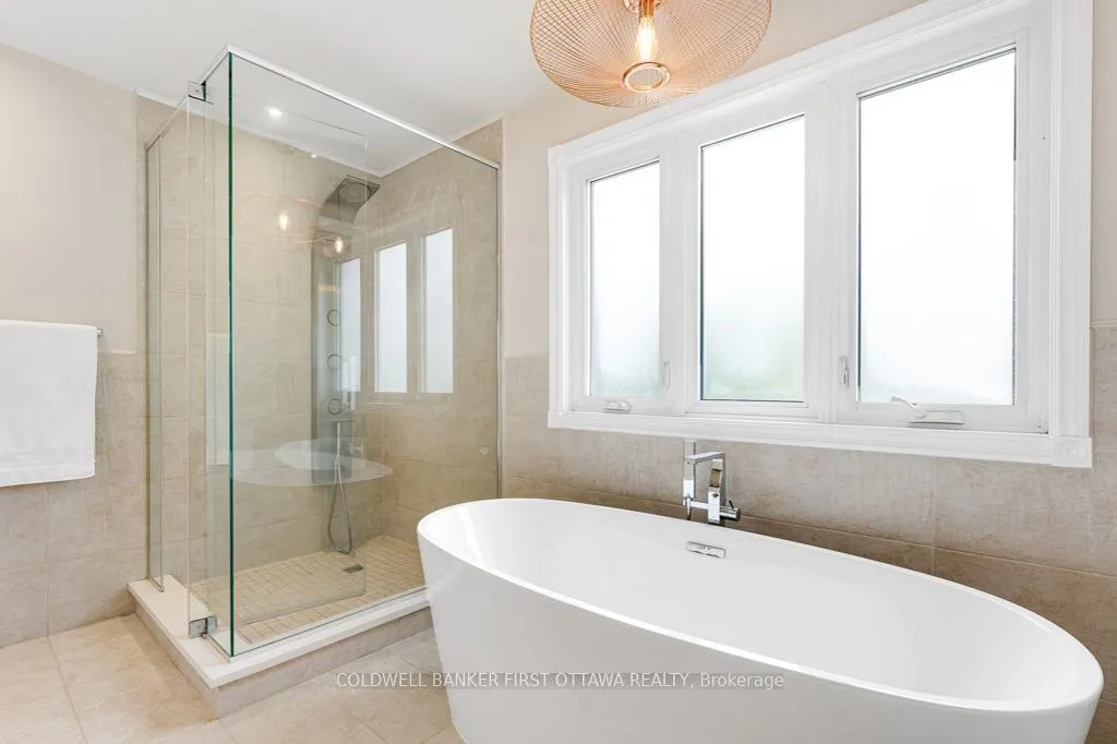 Photo 26 of 5525 Pettapiece Crescent, Ottawa, Manotick Village & Manotick Estates — HOMEH