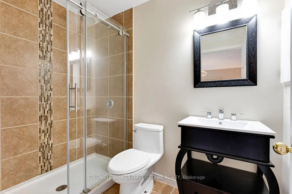 Photo 28 of 5525 Pettapiece Crescent, Ottawa, Manotick Village & Manotick Estates — HOMEH