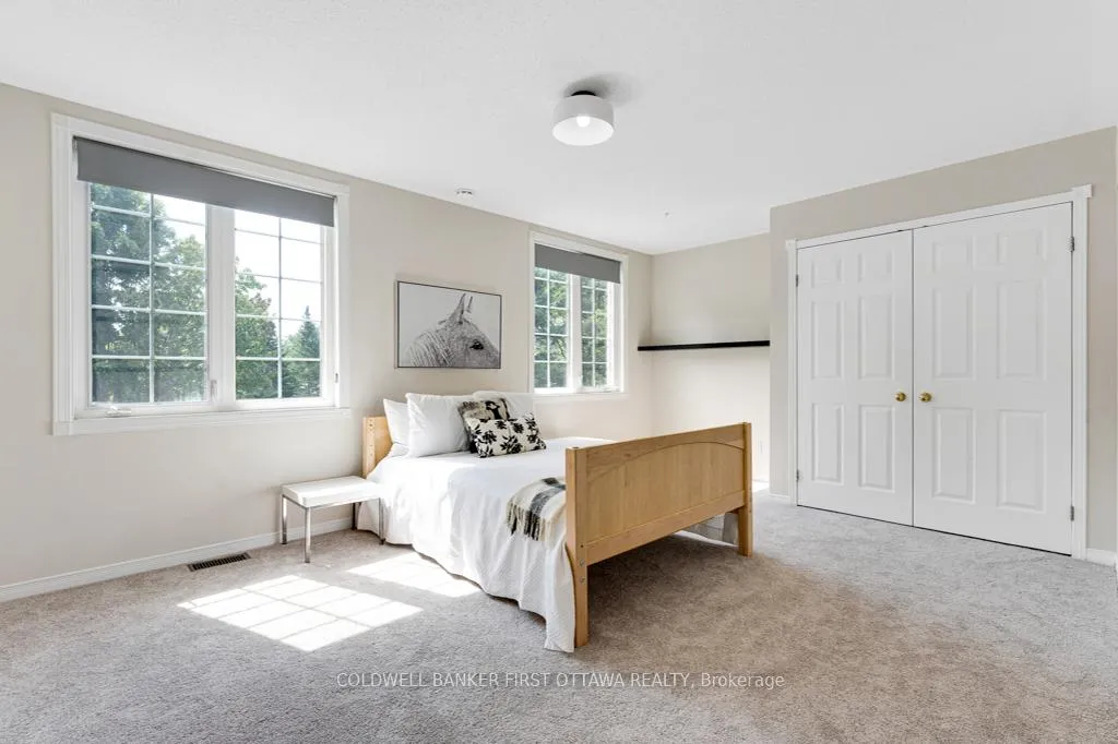 Photo 29 of 5525 Pettapiece Crescent, Ottawa, Manotick Village & Manotick Estates — HOMEH