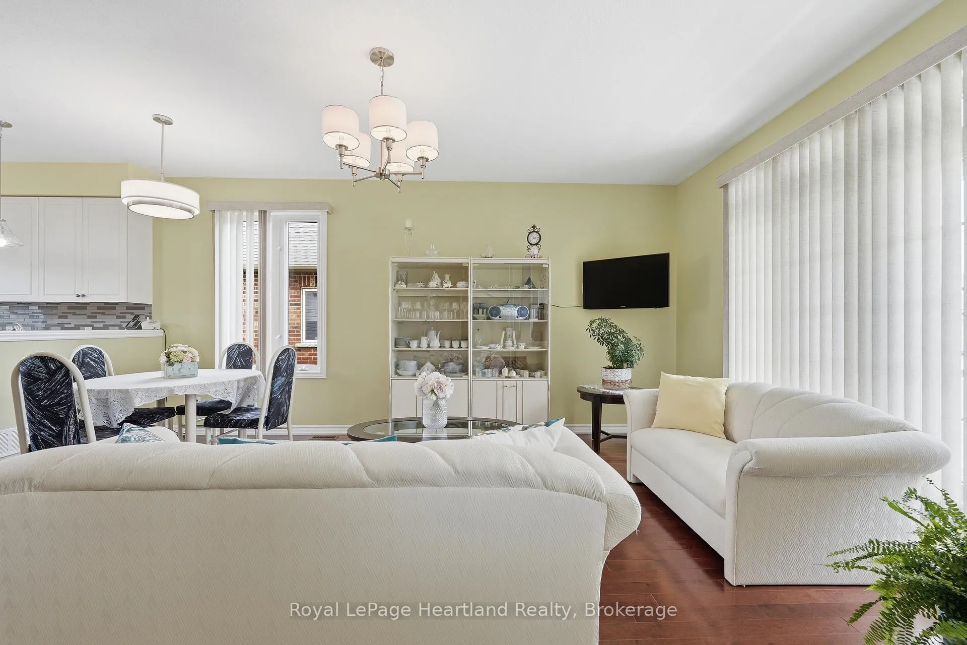 Photo 5 of 36 Stornoway Crescent, Huron East, Egmondville — HOMEH