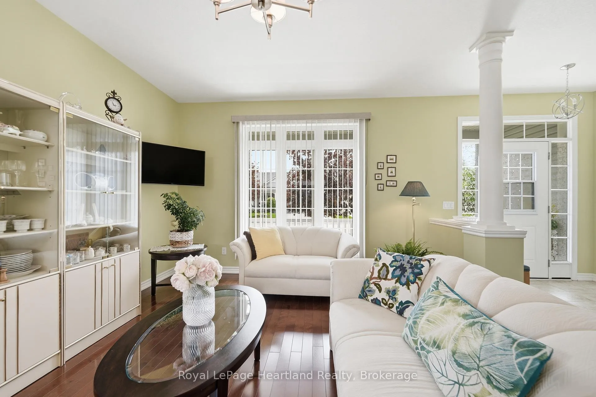 Photo 7 of 36 Stornoway Crescent, Huron East, Egmondville — HOMEH