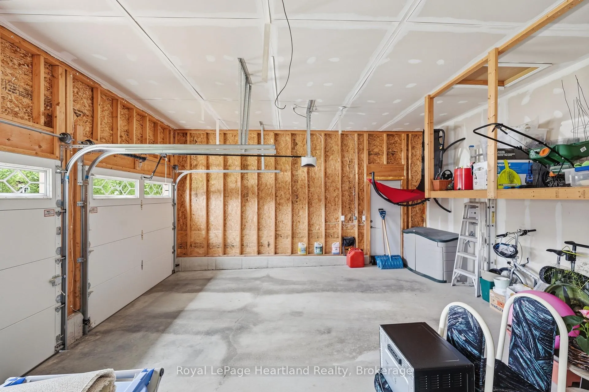Photo 30 of 36 Stornoway Crescent, Huron East, Egmondville — HOMEH