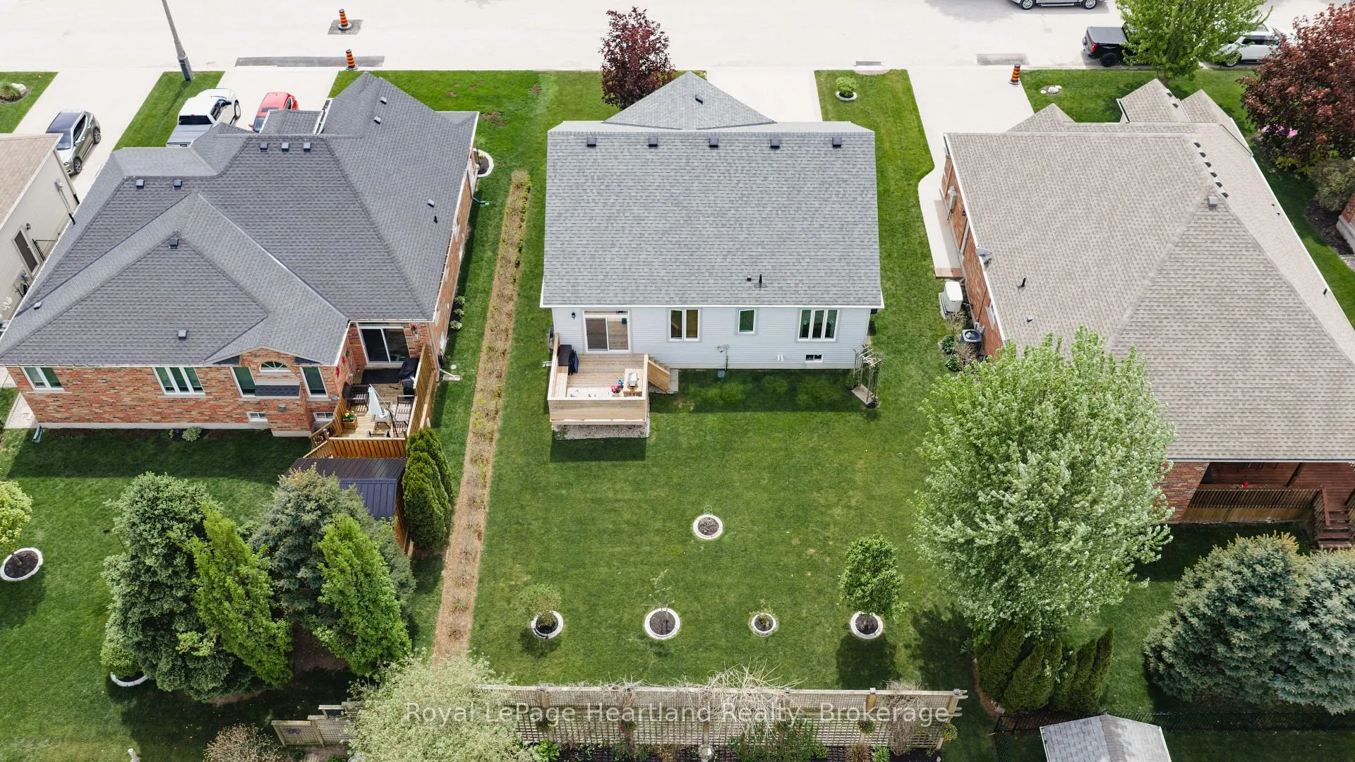 Photo 32 of 36 Stornoway Crescent, Huron East, Egmondville — HOMEH