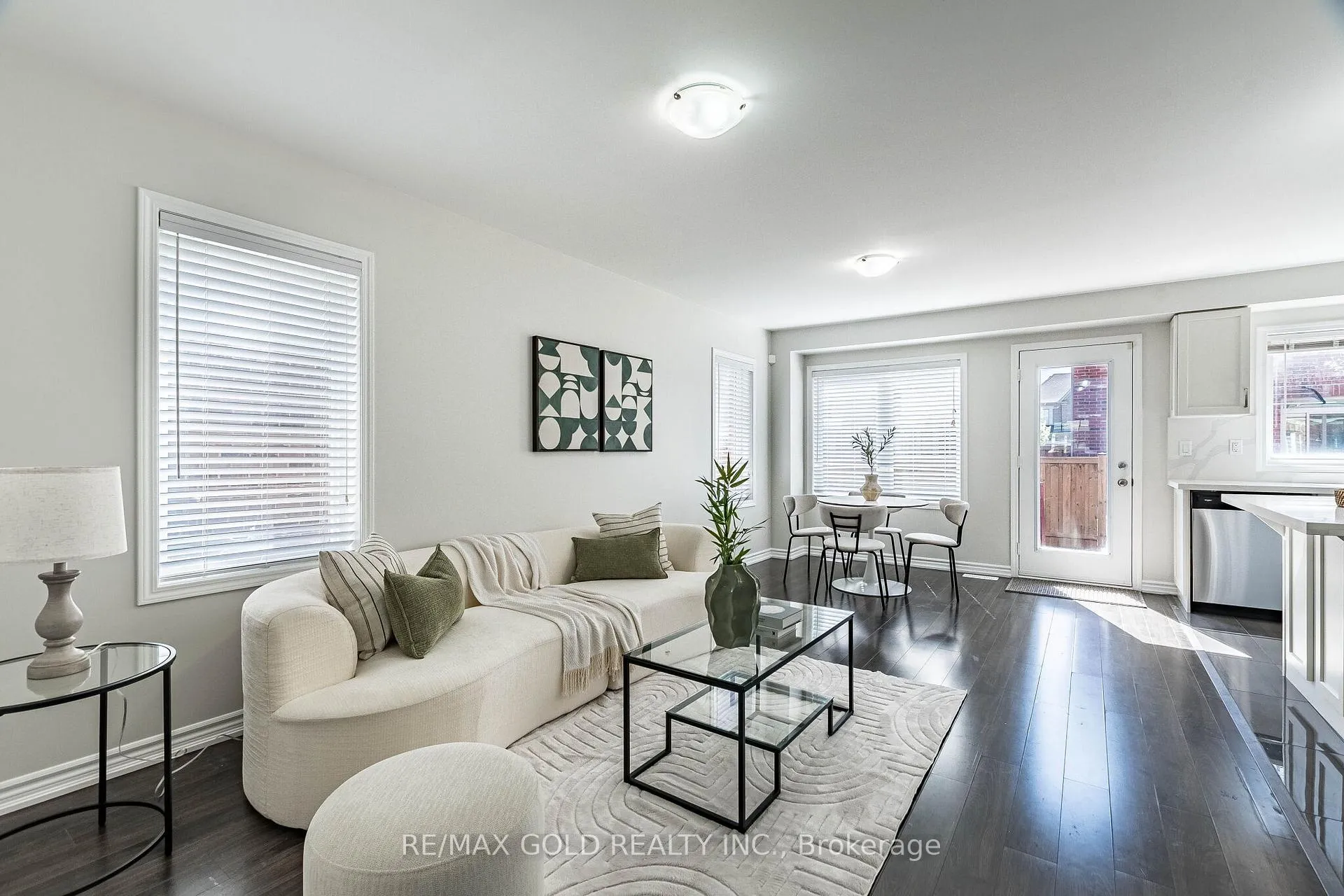 Photo 8 of 87 Benhurst Crescent, Brampton, Northwest Brampton — HOMEH