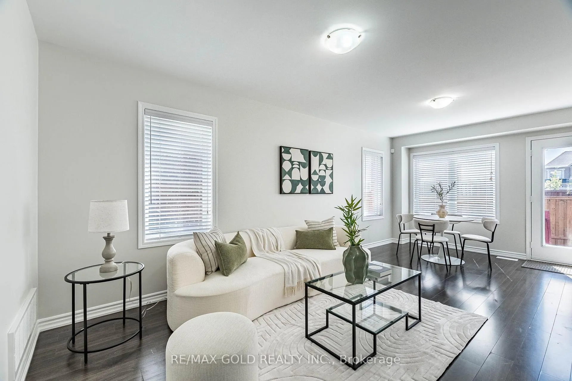 Photo 10 of 87 Benhurst Crescent, Brampton, Northwest Brampton — HOMEH