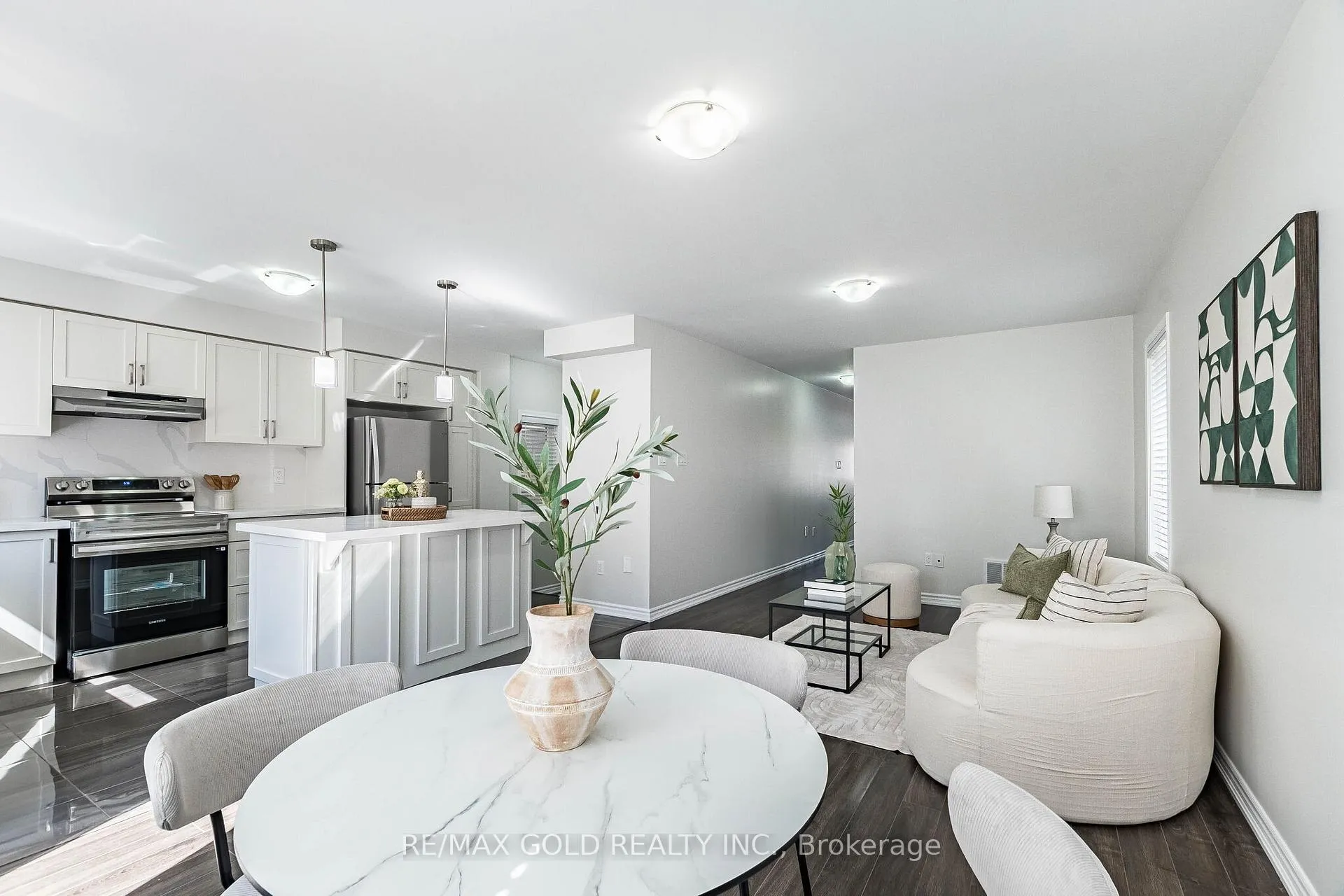 Photo 13 of 87 Benhurst Crescent, Brampton, Northwest Brampton — HOMEH