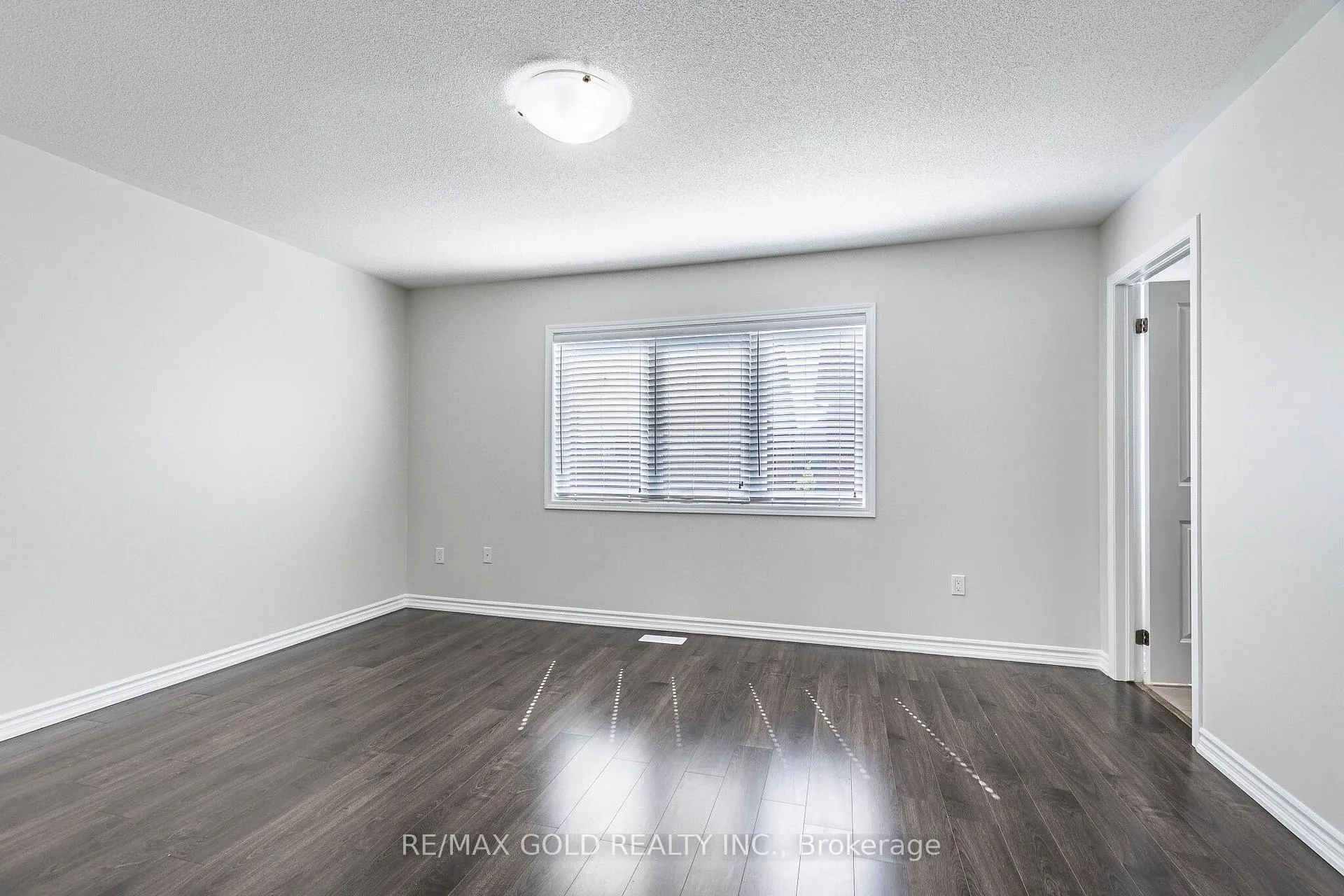 Photo 20 of 87 Benhurst Crescent, Brampton, Northwest Brampton — HOMEH