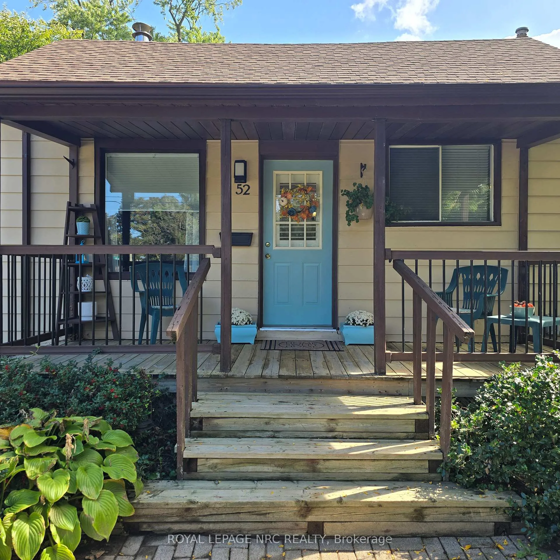Photo 3 of 52 Wiley Street, St. Catharines, Downtown — HOMEH