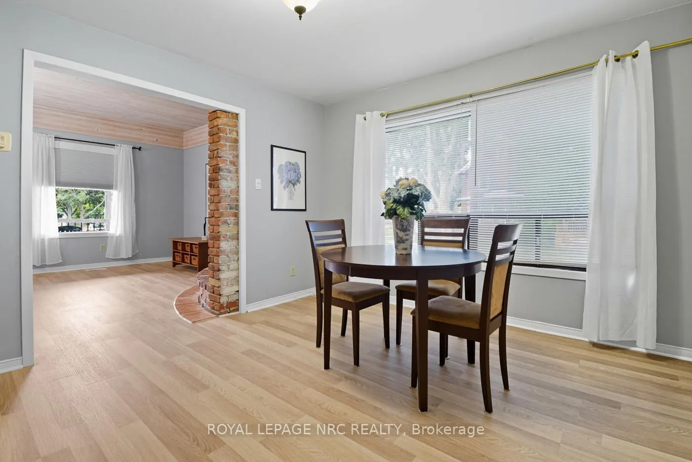Photo 10 of 52 Wiley Street, St. Catharines, Downtown — HOMEH