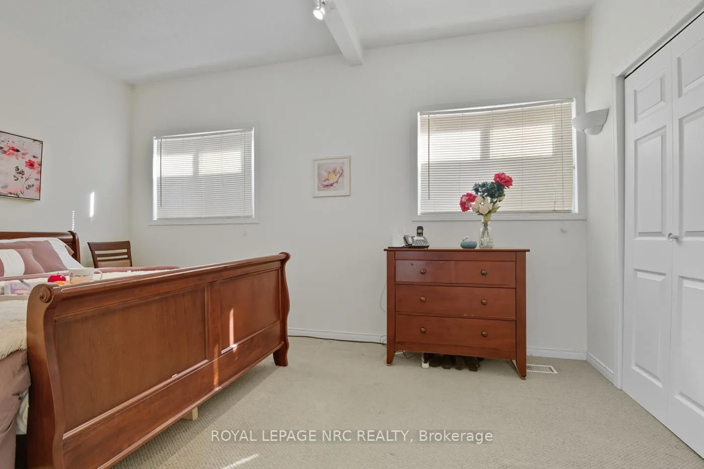 Photo 19 of 52 Wiley Street, St. Catharines, Downtown — HOMEH