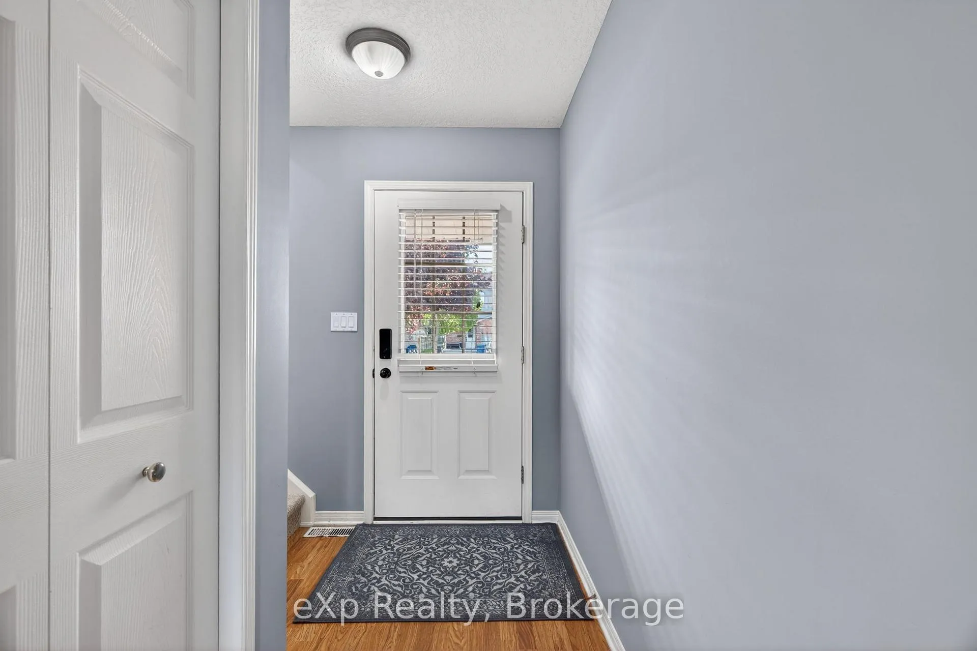 Photo 10 of 20 Hyde Road, Stratford — HOMEH