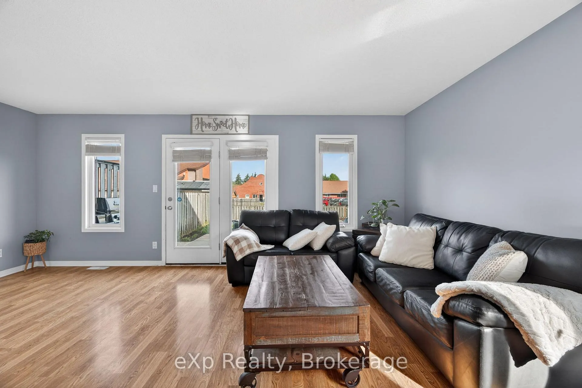 Photo 15 of 20 Hyde Road, Stratford — HOMEH