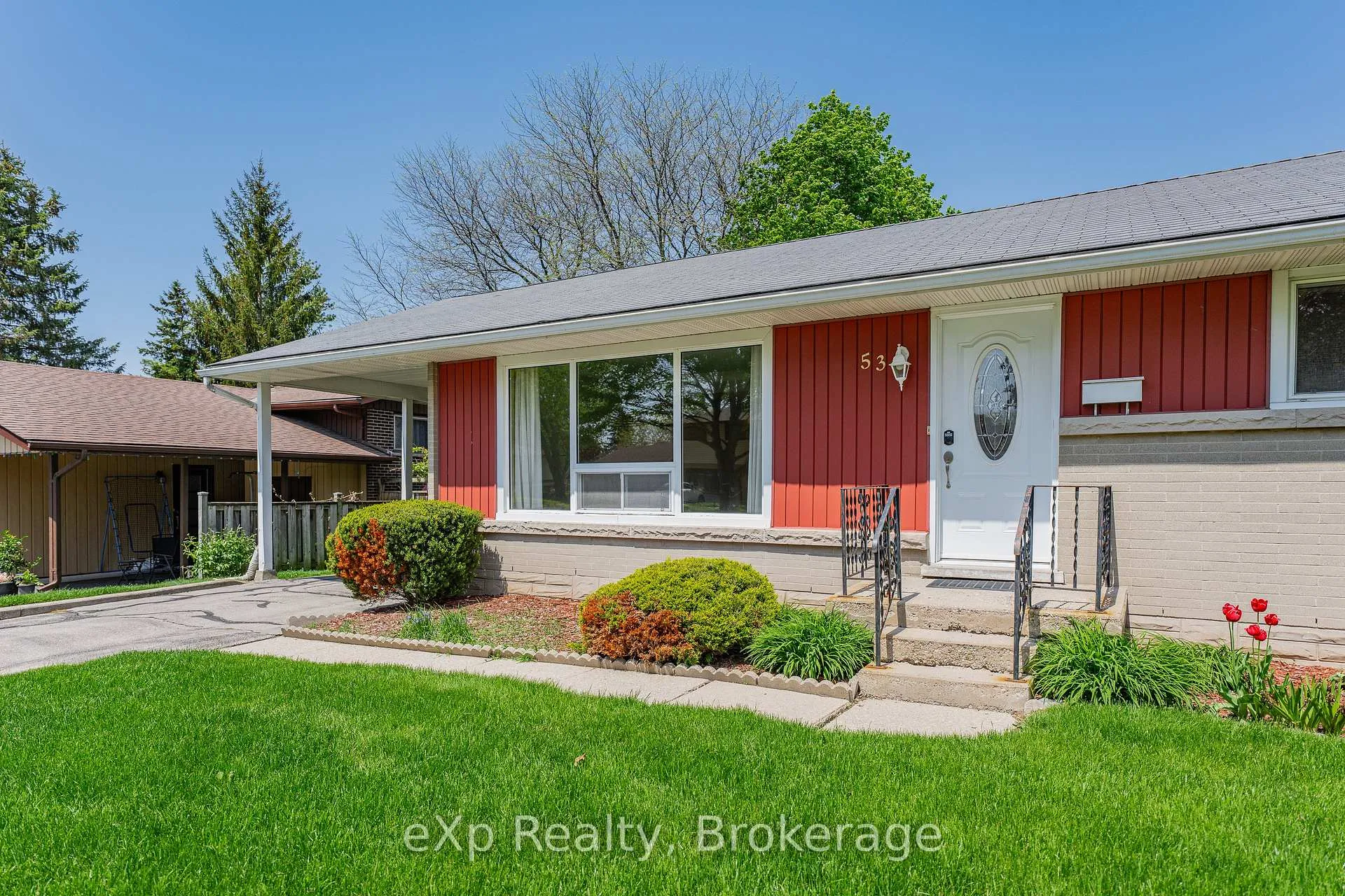 Photo 2 of 53 Woodland Drive, Cambridge — HOMEH