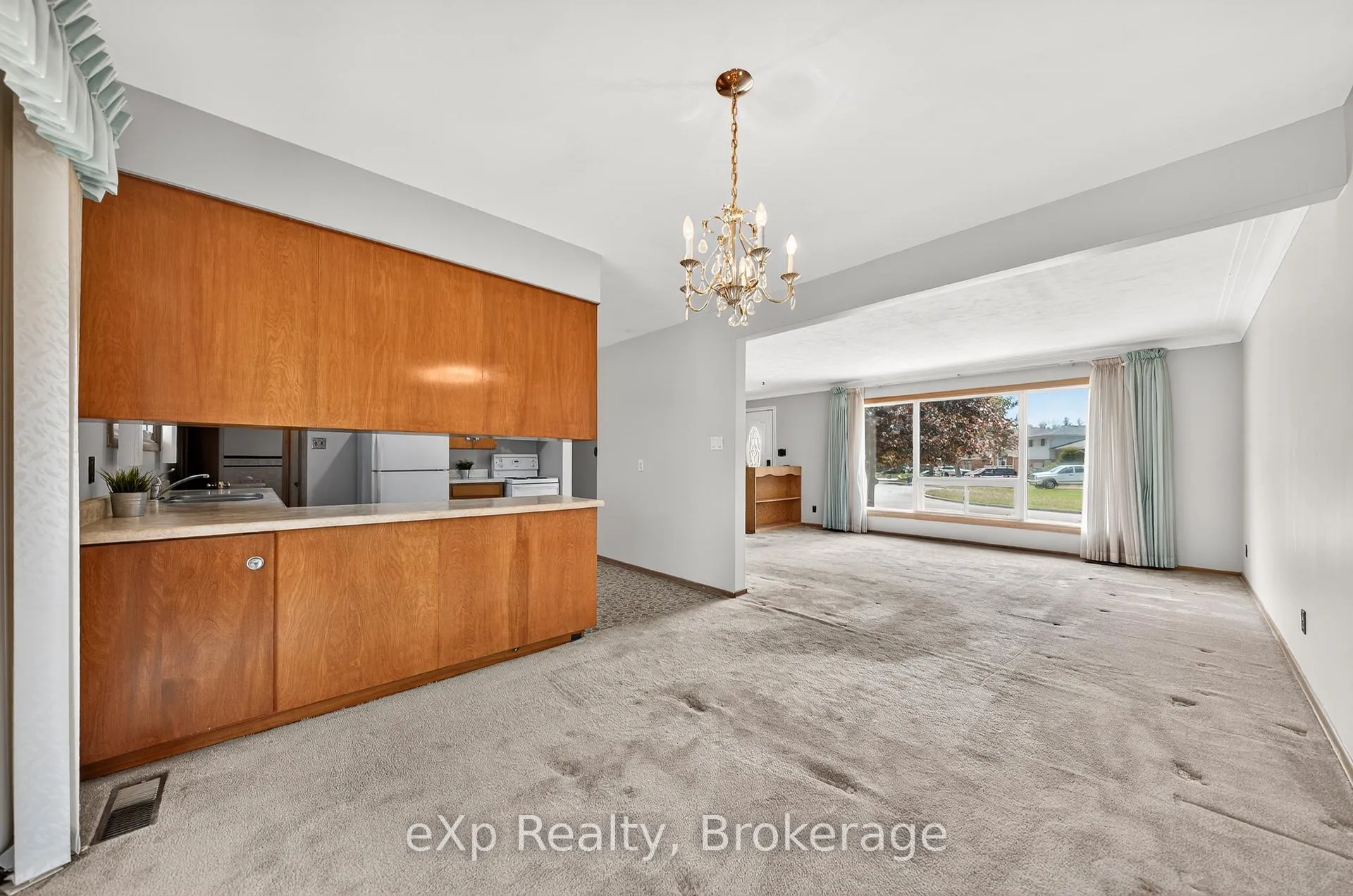Photo 12 of 53 Woodland Drive, Cambridge — HOMEH