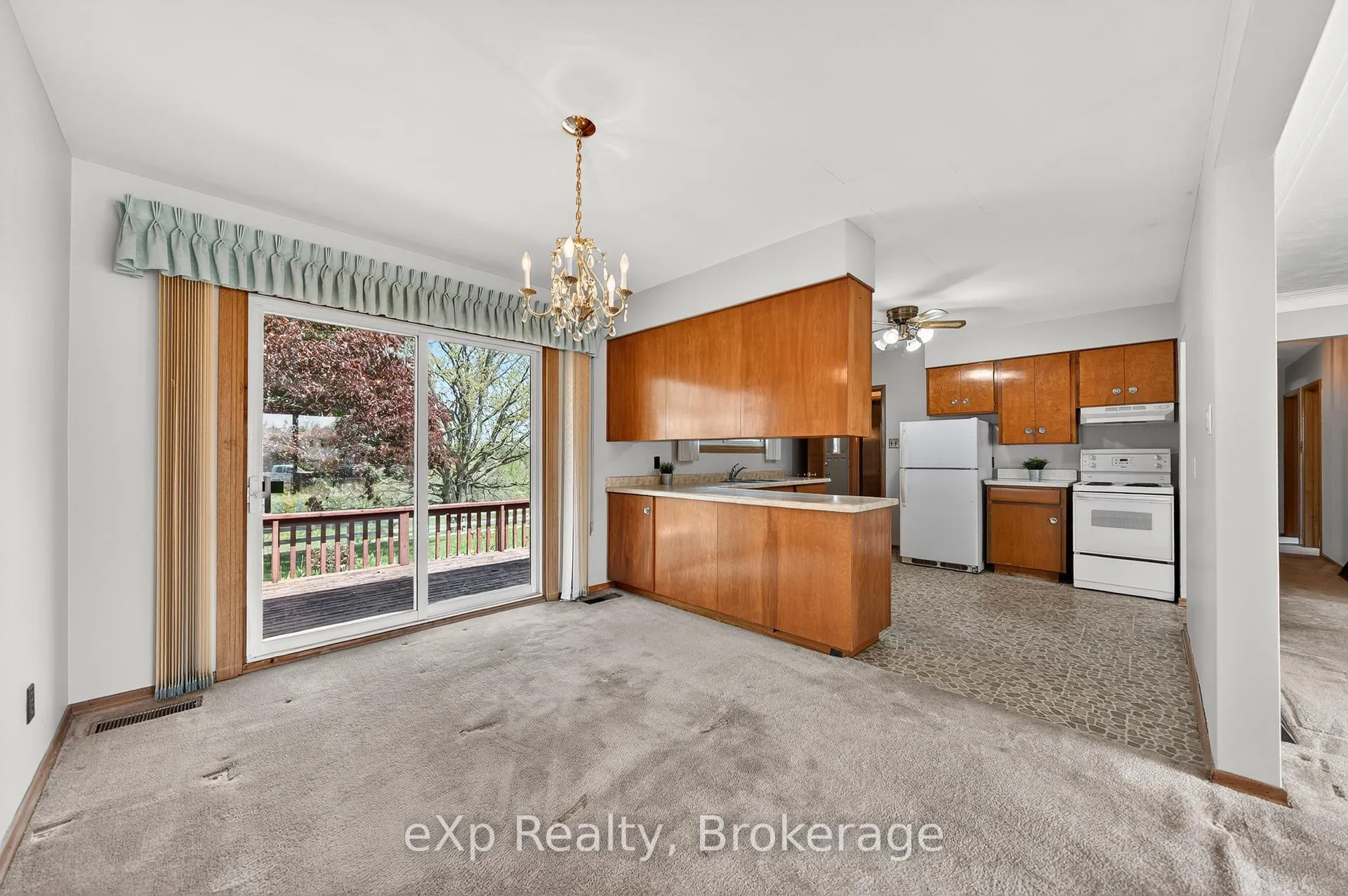 Photo 13 of 53 Woodland Drive, Cambridge — HOMEH