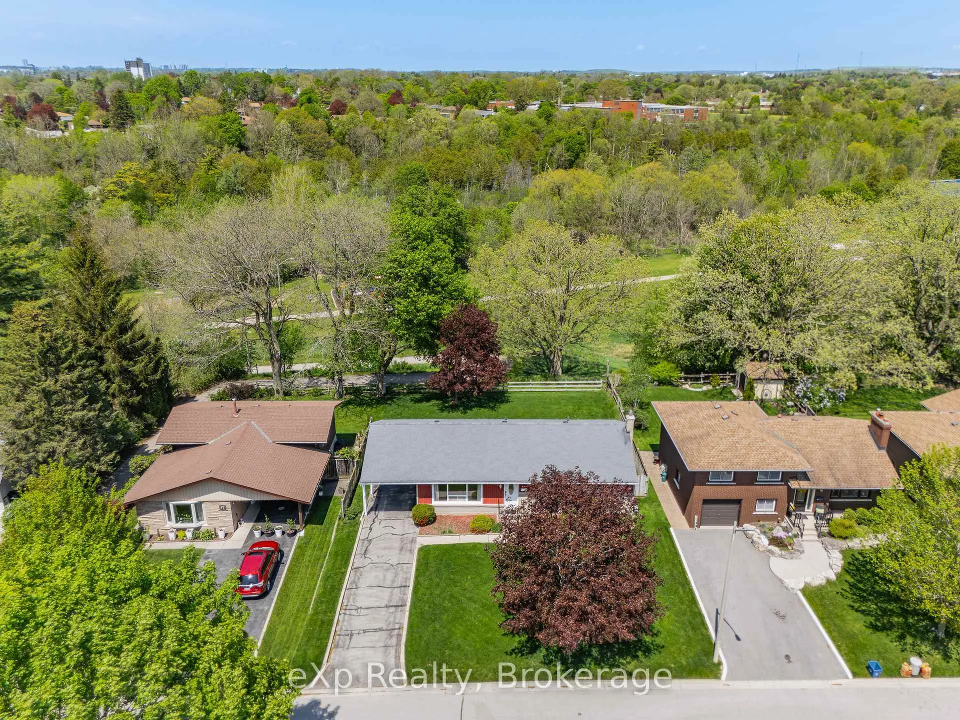 Photo 40 of 53 Woodland Drive, Cambridge — HOMEH