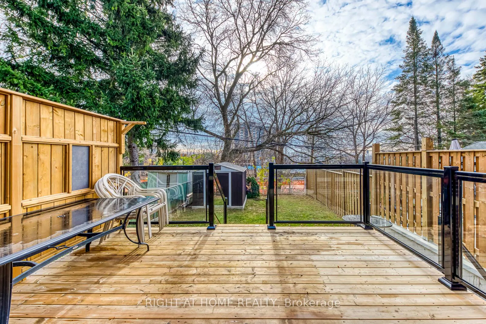 Photo 33 of 5 Enfield Avenue, Etobicoke, Alderwood — HOMEH