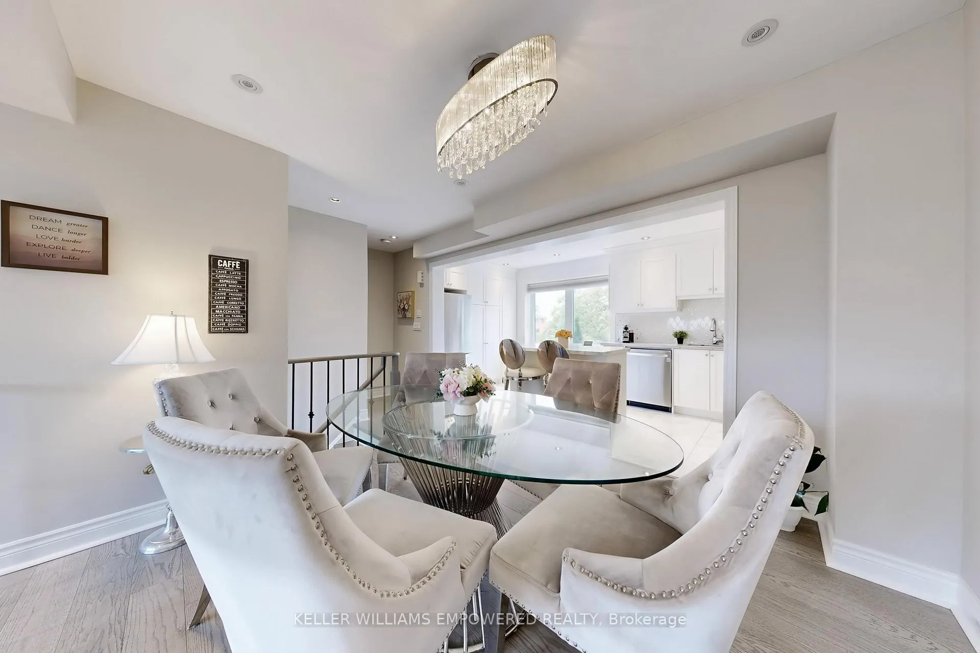 Photo 8 of 69 Crieff Avenue, Vaughan, Maple — HOMEH