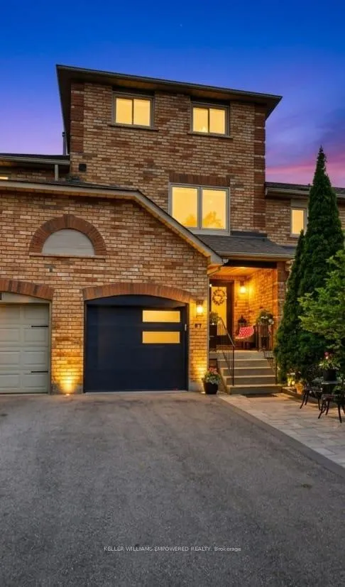 Photo 15 of 69 Crieff Avenue, Vaughan, Maple — HOMEH