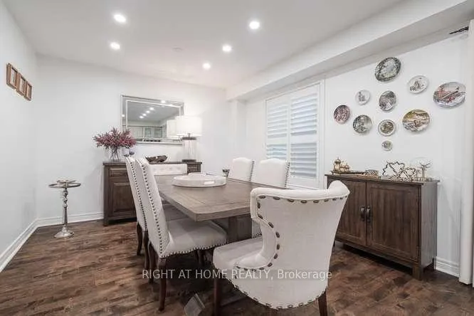 Photo 9 of 17 Machell Avenue N, Aurora, Aurora Village — HOMEH