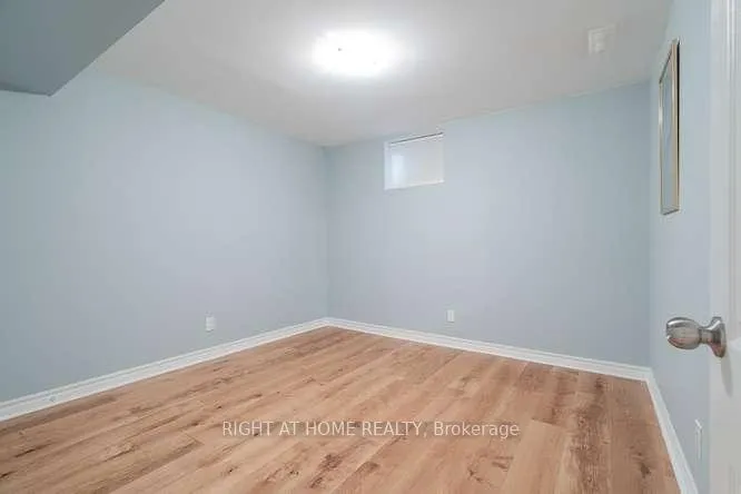 Photo 19 of 17 Machell Avenue N, Aurora, Aurora Village — HOMEH