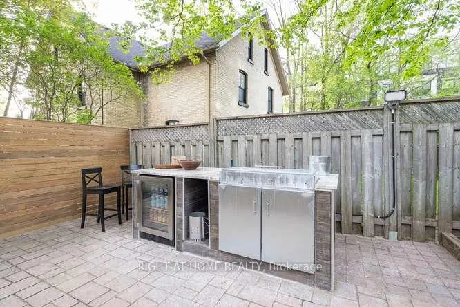 Photo 23 of 17 Machell Avenue N, Aurora, Aurora Village — HOMEH