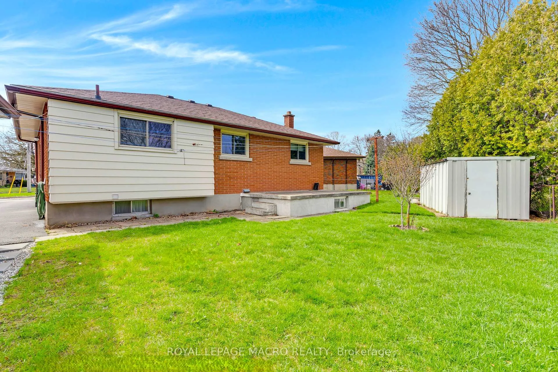 Photo 21 of 10 Westoby Place, Guelph, St. George's — HOMEH
