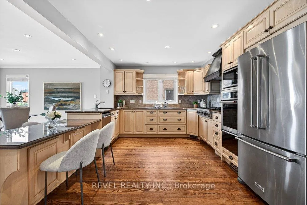 Photo 13 of 43 Sunvale Place, Hamilton, Lakeshore — HOMEH